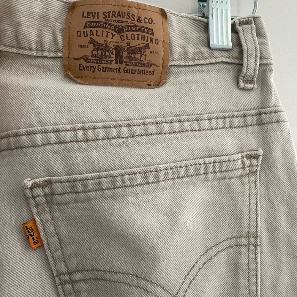 Vintage Beige Levi’s Jeans